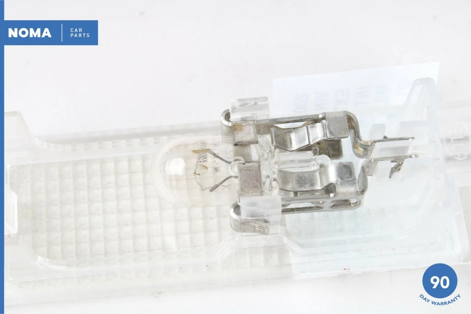 04-08 BMW 750Li 760Li E66 Lámpara de luz de cortesía de techo superior trasero OEM Foto 4 de 4