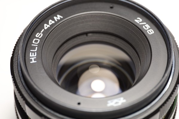 Helios 44M 58mm f/2 M42 USSR Soviet Vintage Lens With Cap (NEAR MINT CONDITION)