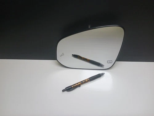 OEM 14-19 Toyota Highlander Driver Side Mirror Glass Assembly w/ Heat/Blind Spot