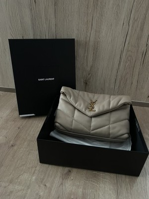 Saint Laurent Loulou Puffer Tasche mini/Toy in Beige