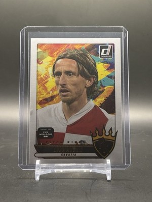 2025-26 Donruss Road to FIFA World Cup Luka Modric #15 Pitch Kings Croatia