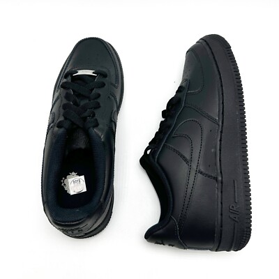 Nike ブラック スニーカー FV5951-001 ジュニア23,5cm Amazon.com | Nike Air Force 1 LE Big Kids' Shoes (FV5951-001