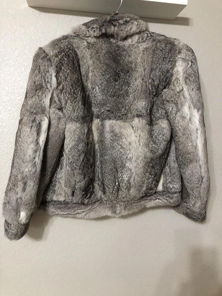 bermans fur coat size Small - Image 3 of 4