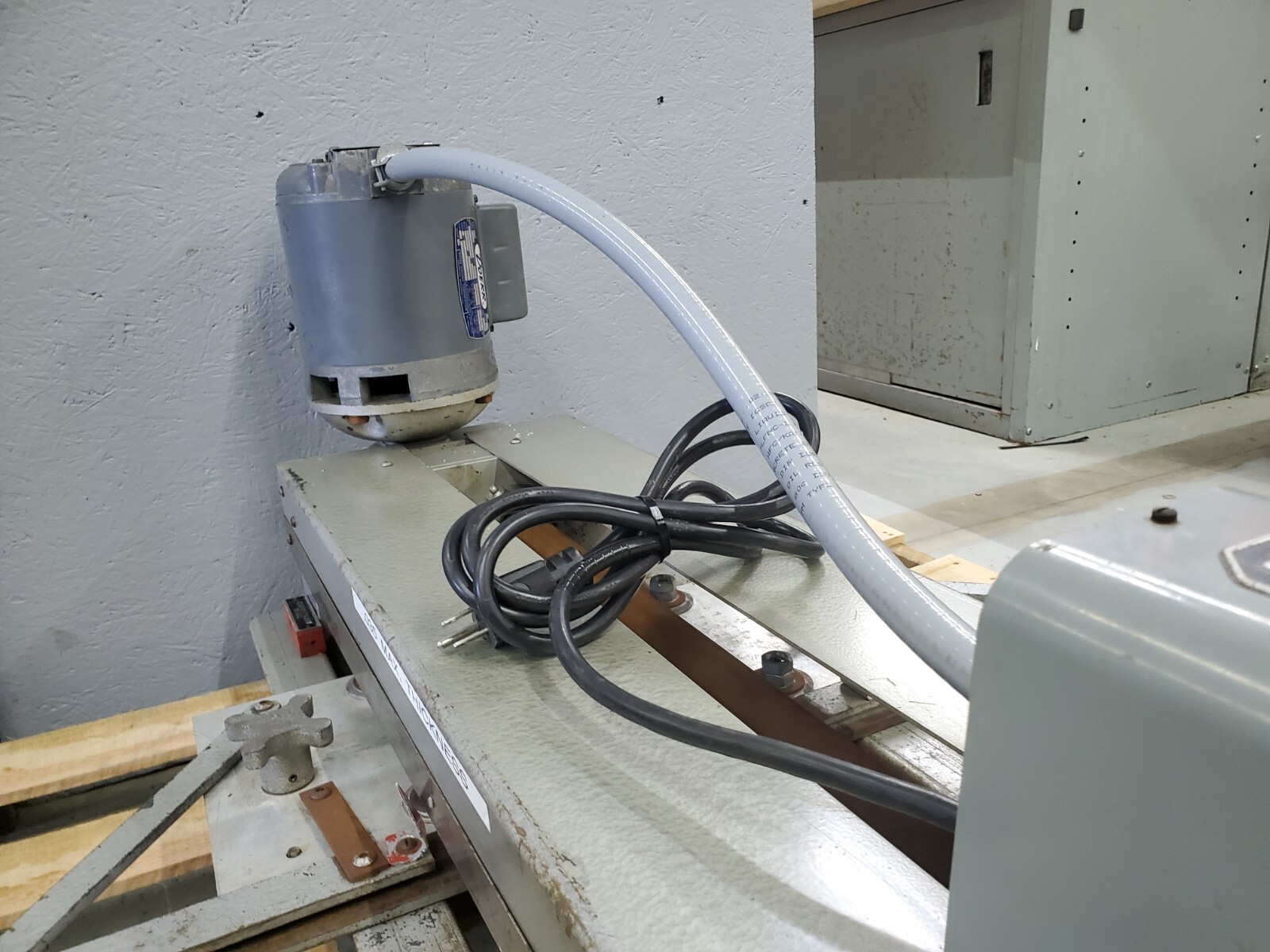 Beverly Shear Sheet Metal Slitter, PSS 2028, 20 Gauge, 120V eBay