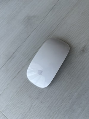 Apple Magic Mouse 2 Wireless Bluetooth Multi-Touch A1657 Lightning Connector