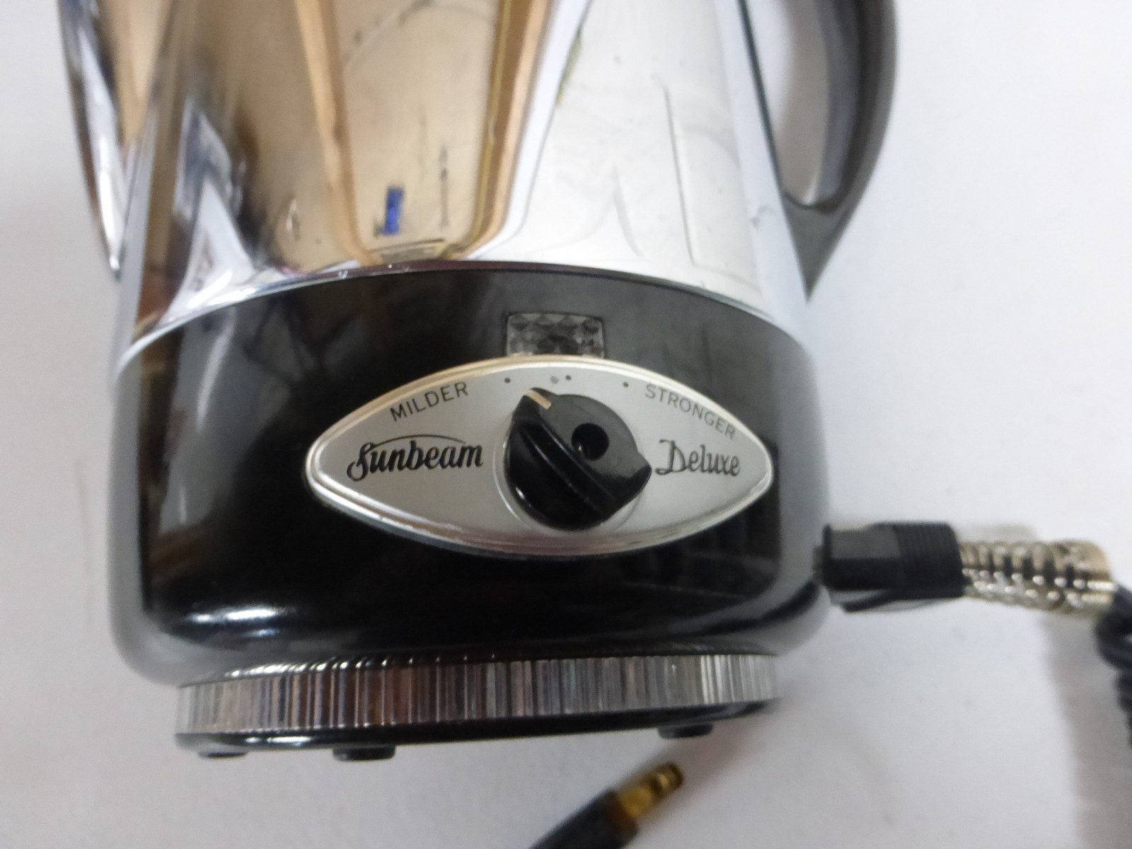 Vintage Sunbeam Deluxe 8 Cup Electric Coffee Maker Percolator Model AP20 WORKS