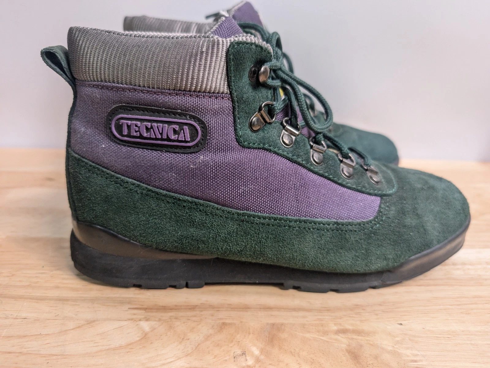 VINTAGE Tecnica Trekking Boots Women's Size 6 - Hiking Camping Outdoor
Opens in a new window or tab