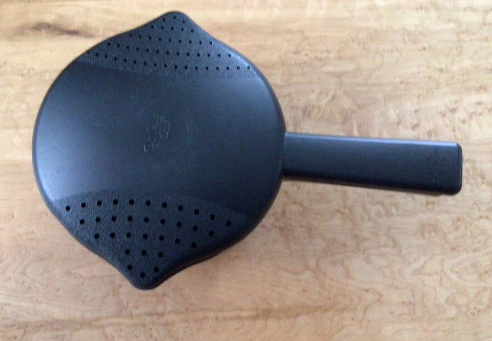 Pampered Chef Micro Cooker Microwave Steamer Strainer Black 4 Cup 1Qt USA - Image 2 of 4