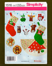 Christmas Stocking Felt Ornaments Sewing Pattern, Tree Skirt Simplicity 1516