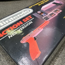 Nintendo Entertainment System NES-001 Action Set Console Bianca Buone Condizioni 