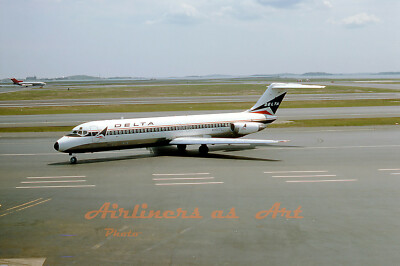Delta Airlines Douglas DC-9-32 N3317L at BOS in May 1975 8''x12'' Color Print
