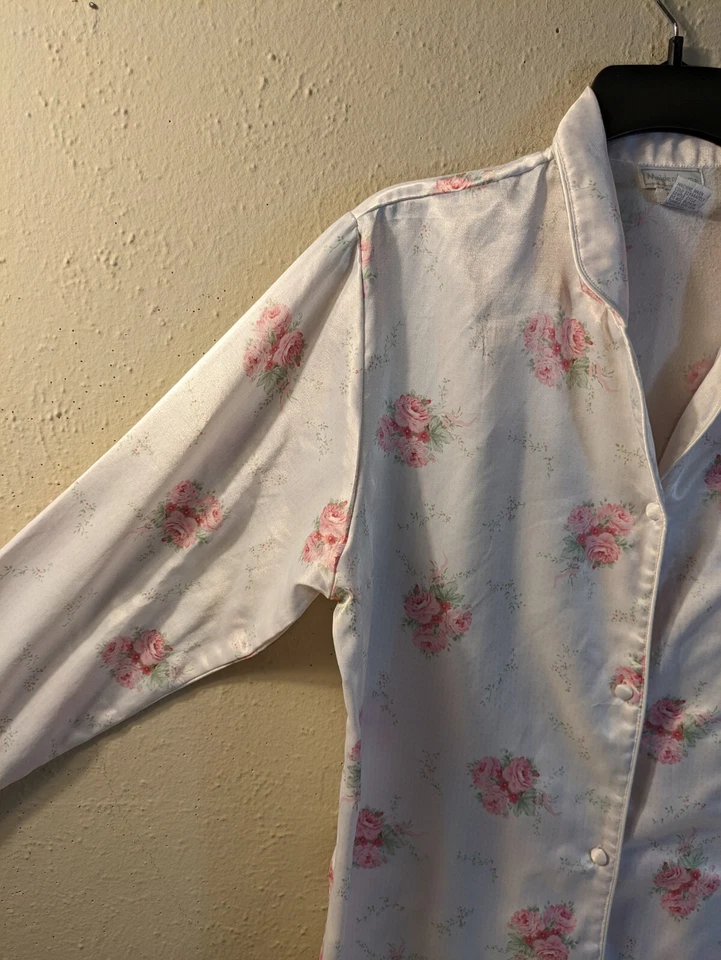 💖 Camisón MAIDENFORM KOMAR Pequeño Rosa/Blanco Floral Satinado LS Abotonado Gran Tamaño Foto 4 de 4