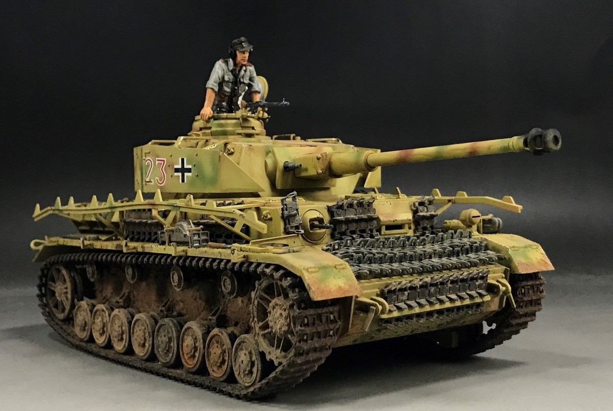 Tamiya 35181 1/35 German Panzer IV Ausf.J Tank Model Kit No.723