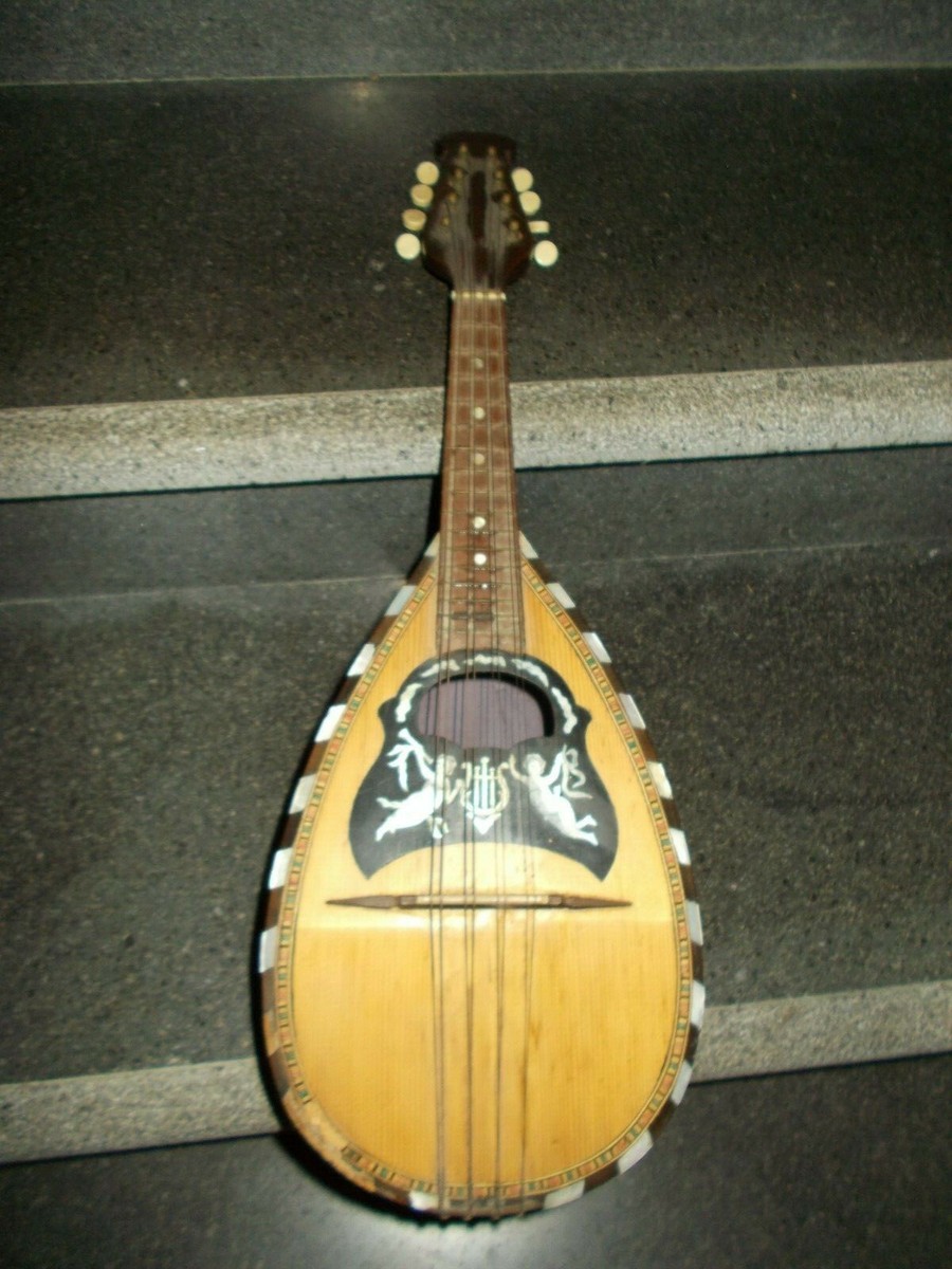 MANDOLINO SICILIANO ANTICO Catania ANTIQUE SICILIAN MANDOLIN MANDOLINO SICILIANO ANTICO Catania ANTIQUE SICILIAN MANDOLIN