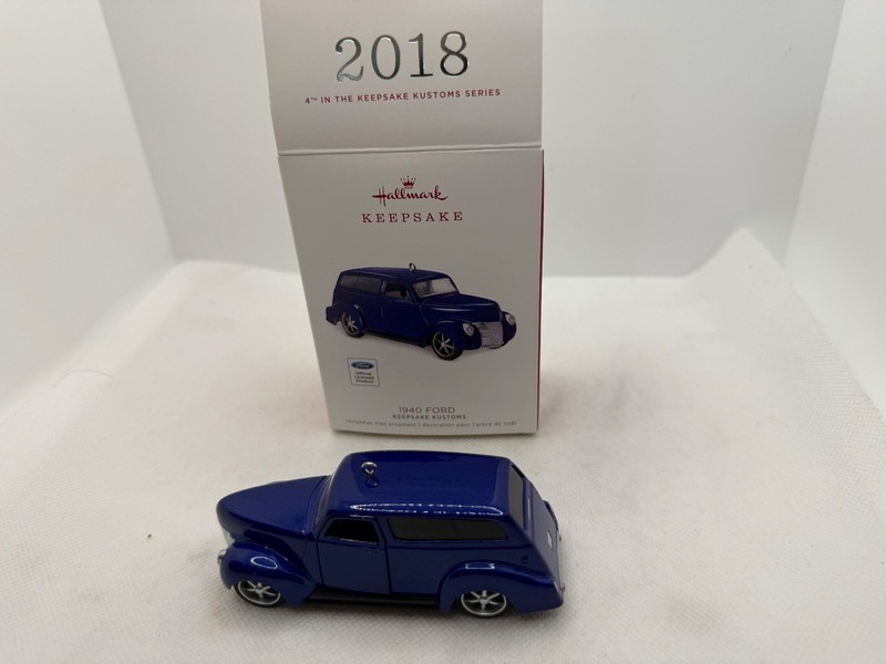 1940 FORD Hallmark Keepsake Ornament 2018- 4th in series