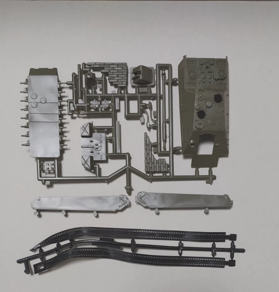MATCHBOX USATO 1:76 KIT CARRO ARMATO JAGDPANTHER CON DIORAMA PK-80 - Immagine 3 di 4