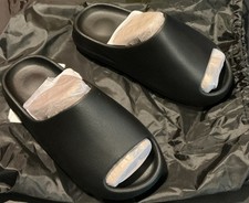Yeezy Slides Black YS-01 Men  s Size 7