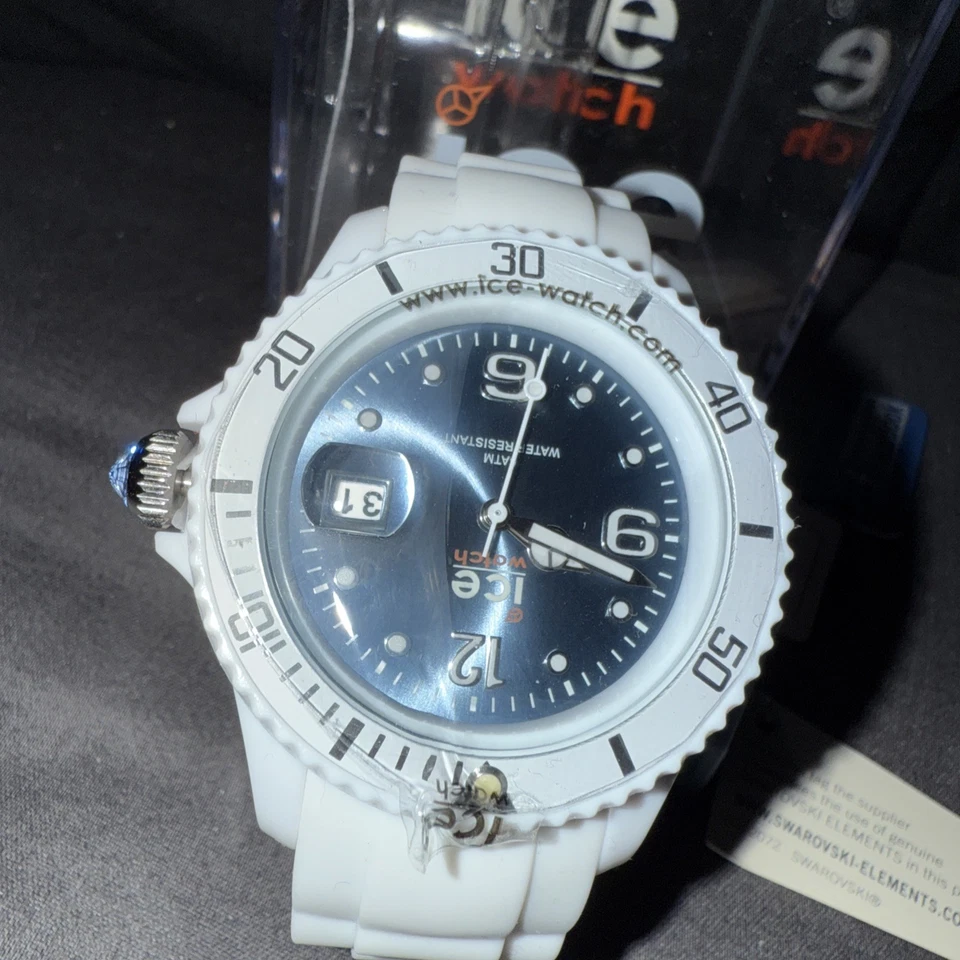 Ice-Watch Colección Unisex. Silicona y plástico. Cristales Saworski blanco/azul nuevo con etiquetas Foto 2 de 4