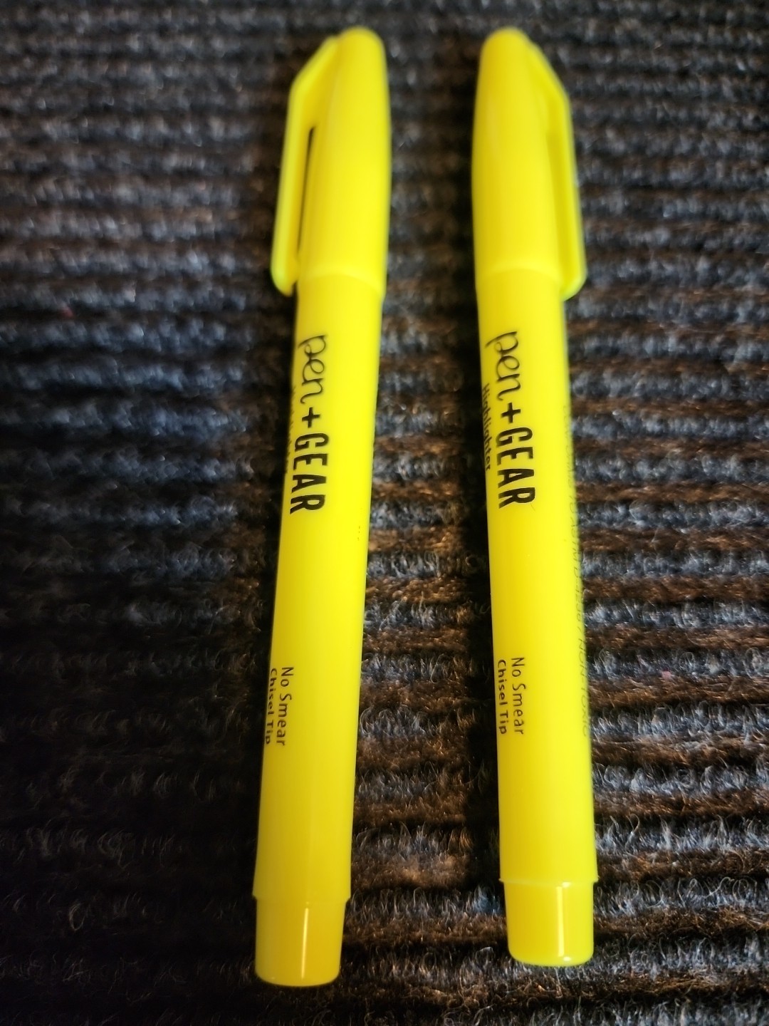Pen+Gear Pocket Highlighter, Chisel Tip, Yellow, 2 Count