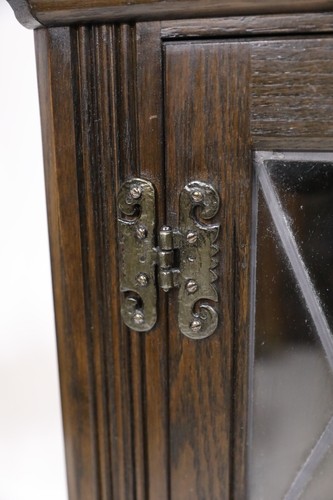 Old Charm Oak Hanging Corner Display Cabinet in Jacobean Brown FREE UK Delivery - Picture 5 of 11