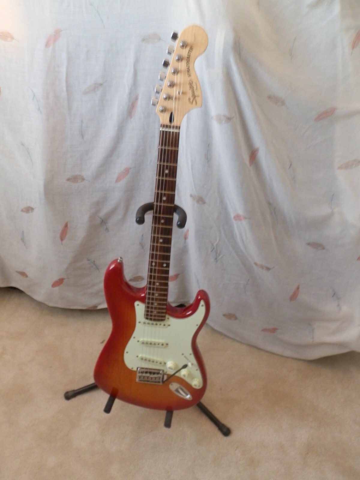 2004 squier standard stratocaster
