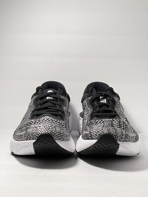 Nike ZoomX Invincible Run Flyknit Oreo Grey Black White  display picture 2
