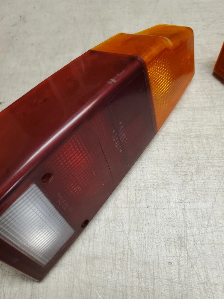 Lente luz trasera derecha izquierda VW Volkswagen Fox 1987-90 (D531) Foto 4 de 4