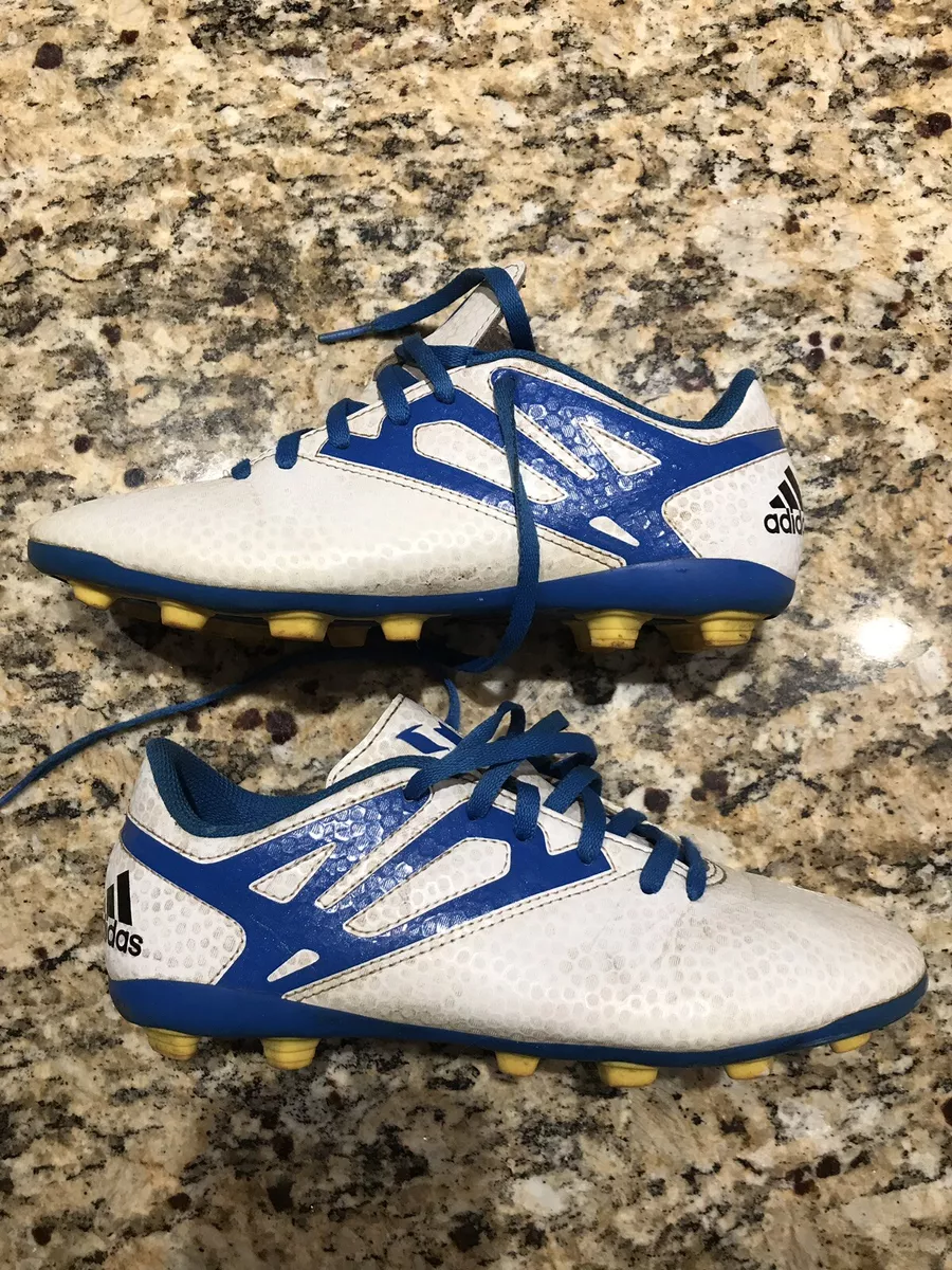 Youth soccer cheap cleats messi