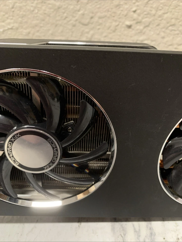 XFX Radeon R9 290X 4GB GDDR5 PCI-E Video Card R9-290X-ED - Image 3 of 4