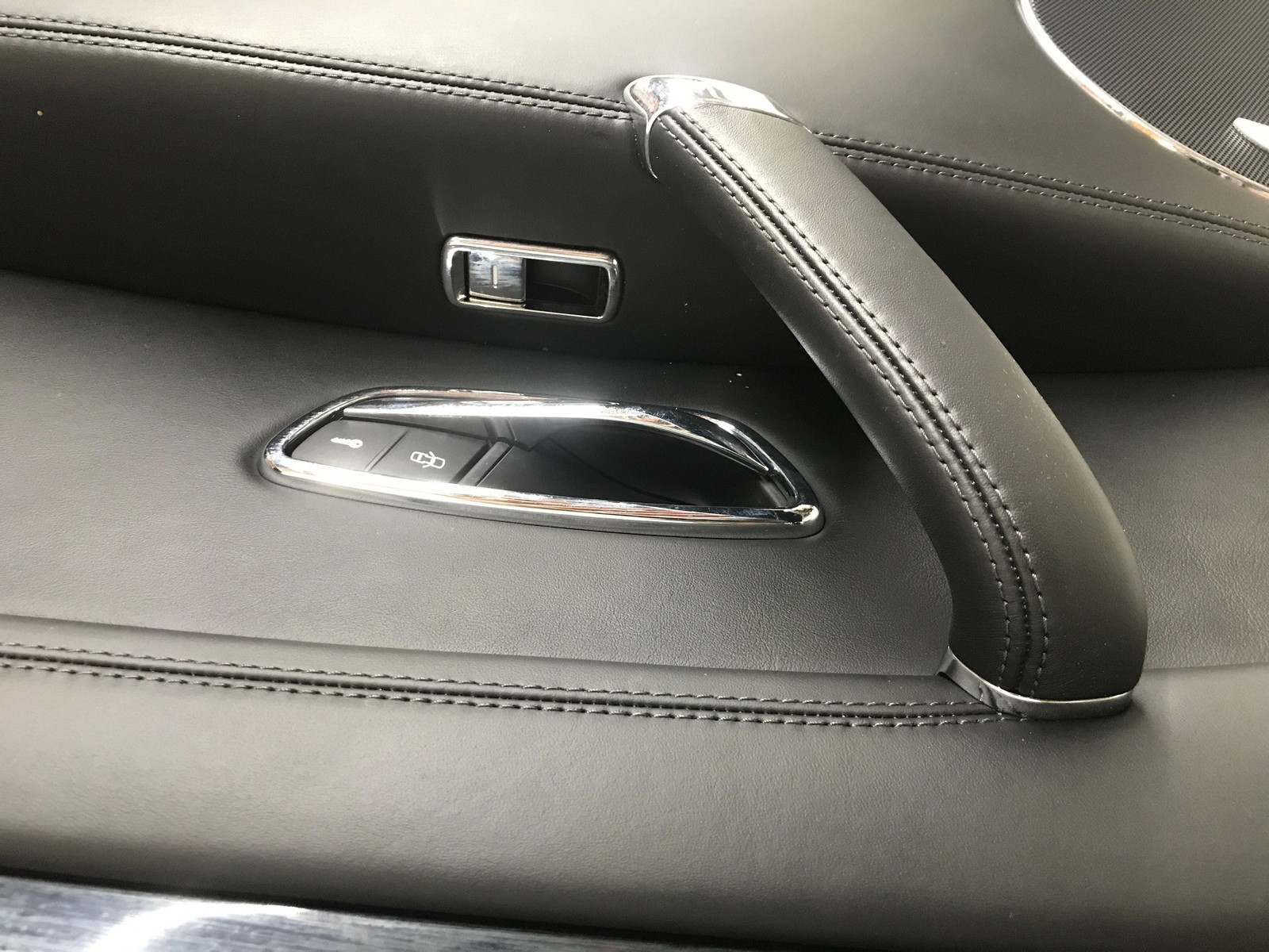 Bentley Flying Spur 2013-2019 Front Right Inner Door panel