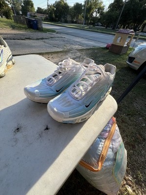air max plus 3 laser blue on feet
