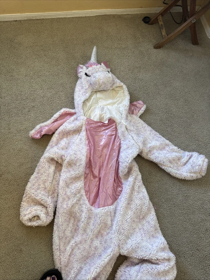 Pijama con capucha de Halloween alas de cuerno arco iris de una pieza polar unicornio rosa para adultos Foto 3 de 3