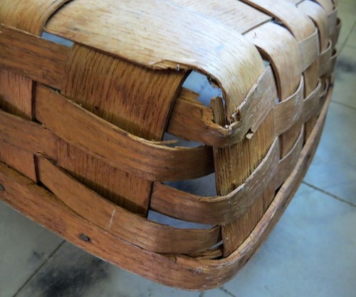 Vintage Large Splint Wood Center Single Handle Gathering Basket - Picture 9 of 11