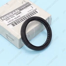 New Genuine OEM Nissan Infiniti Engine Crankshaft Oil Seal Front 13510-0Z400