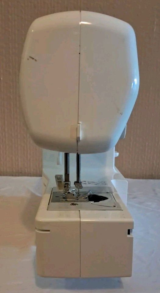 (Parts Only)Brother14Stitch Sewing Machine 14 Unique Built in