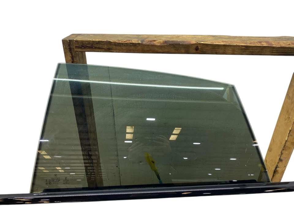 2022 - 2024 BMW M440i GRAN-COUPE G26 OEM REAR LEFT DOOR ASSEMBLY | ALPINE WHITE Foto 2 de 4