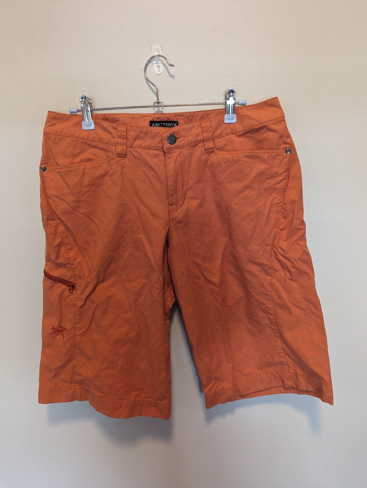 Arc’teryx Women’s Vibrant Orange Shorts Size 8 Outdoor Ready