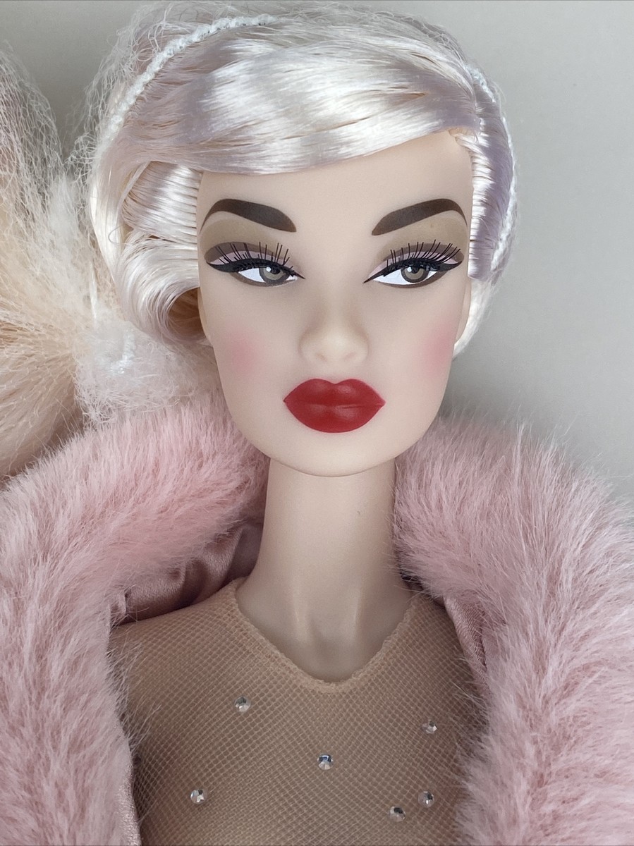 INTEGRITY Arctic Moon Coralynn Cora Kwan Dressed Doll East 59th