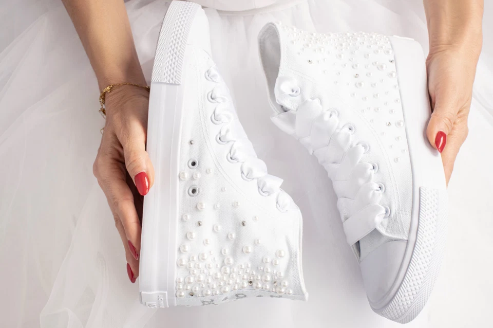 High Top Pearl Bridal Sneakers – Personalized Wedding Shoes for Bride EMMA - Image 2 of 4
