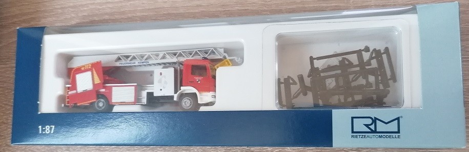 Rietze 71609 - 1/87 Magirus DLK 32 FW Kempen - New