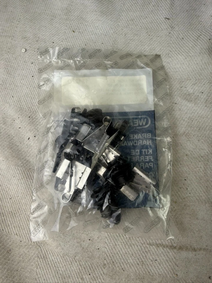 Kit de herrajes de freno de disco Wearever 13527Q-FWD xref: Carlson 13527Q Foto 2 de 3