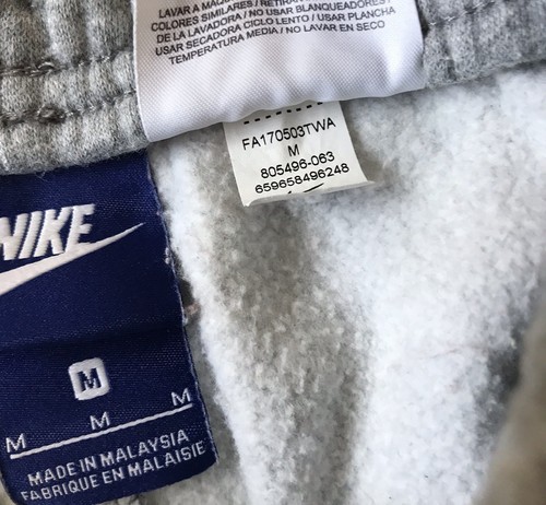 Nike Sweatpants Pants Boy Youth SZ M Gray Sportswear Club Fleece Inseam 25.5 EUC - Picture 9 of 10
