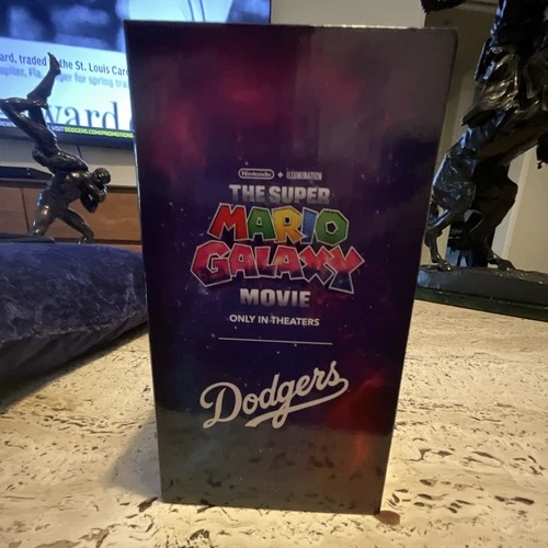 Nintendo Yoshi Dodgers Super Mario Galaxy Movie Figure Green Box 18 Collectible