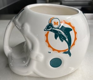 Miami Dolphins Helmet Mug