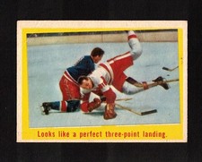 1959-60 NICK MICKOSKI & JOHNNY HANNA In Action #53 Topps NYR/Bos NHL Hockey Card
