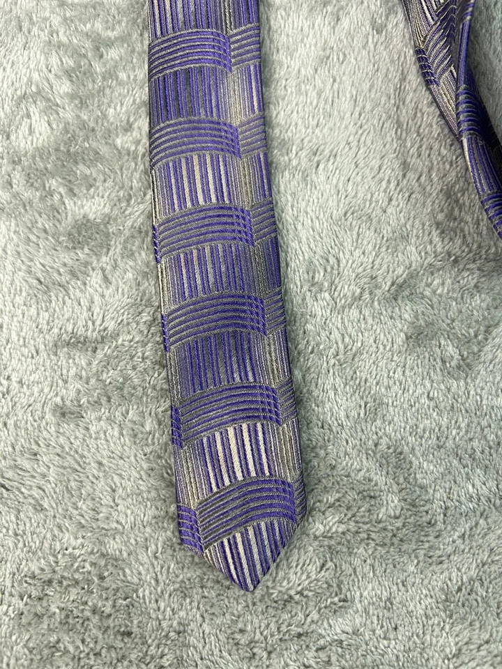Corbata Piattelli Platino 100% Seda Hecha en EE. UU. Púrpura Texturizada Clásica Ancho 1 Foto 3 de 4