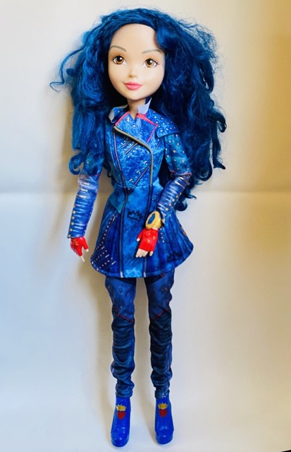 descendants 2 evie doll