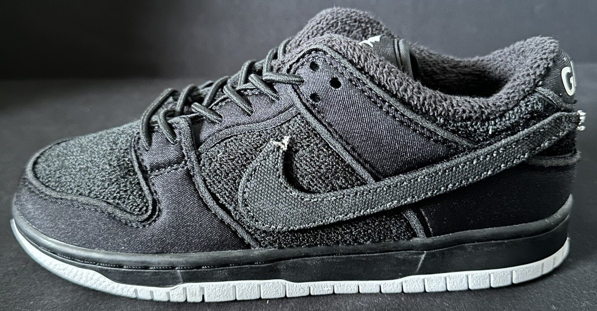 Nike SB Dunk Low ナーハンターズ Size 4.5 - Gnarhunters x Nike Dunk SB Low Black for sale online | eBay