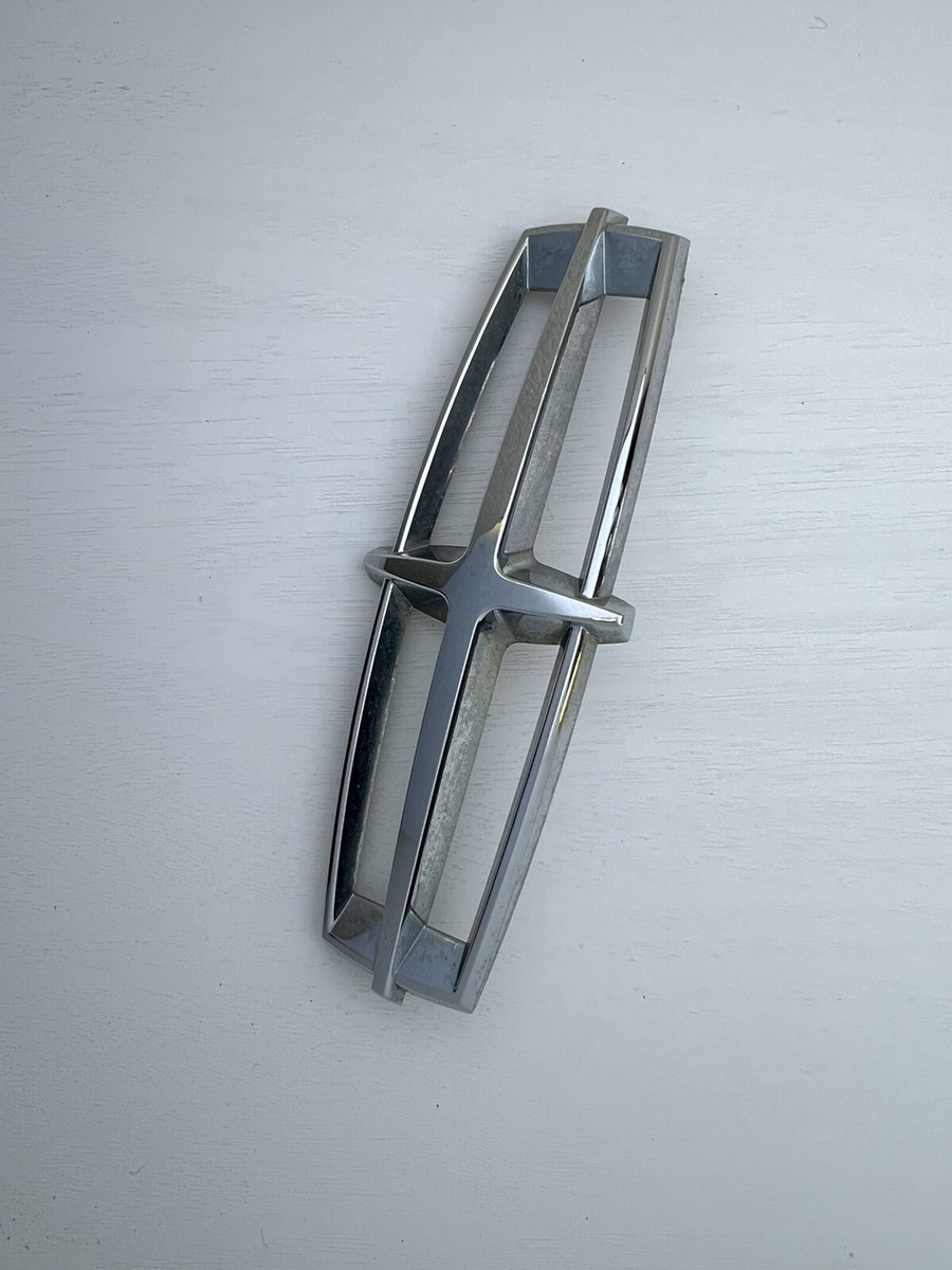Lincoln OEM 2006 2007 2008 MKZ Chrome Rear Trunk Emblem