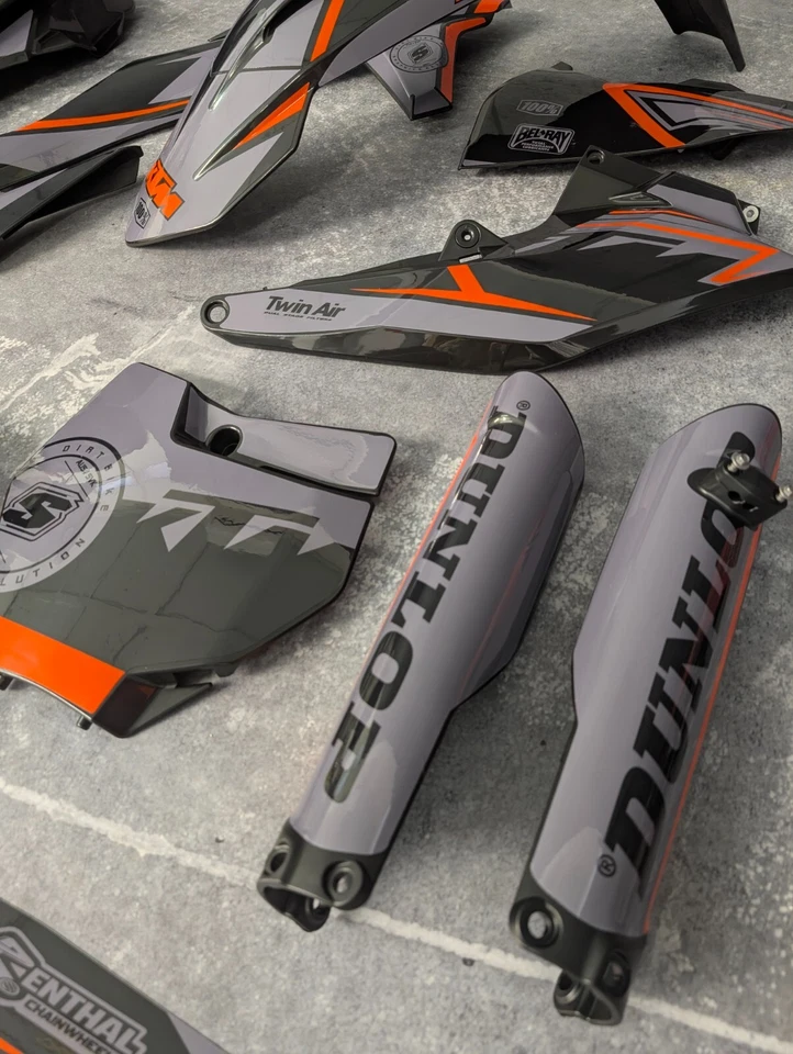 Plastics + Graphics KTM 2016 2017 2018 XC XC-F SX SX-F applied - Imagem 4 de 4